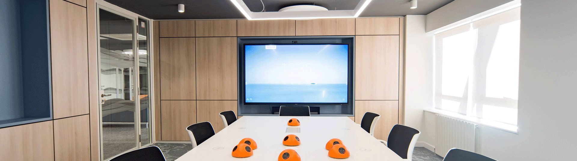 Board Room Conference & Interactive Screen Solution